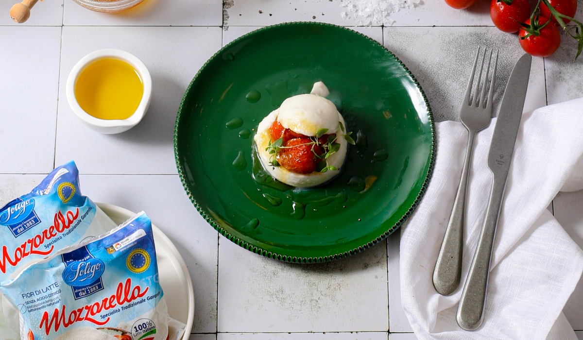 Gefüllte Mozzarella mit Confit-Tomaten