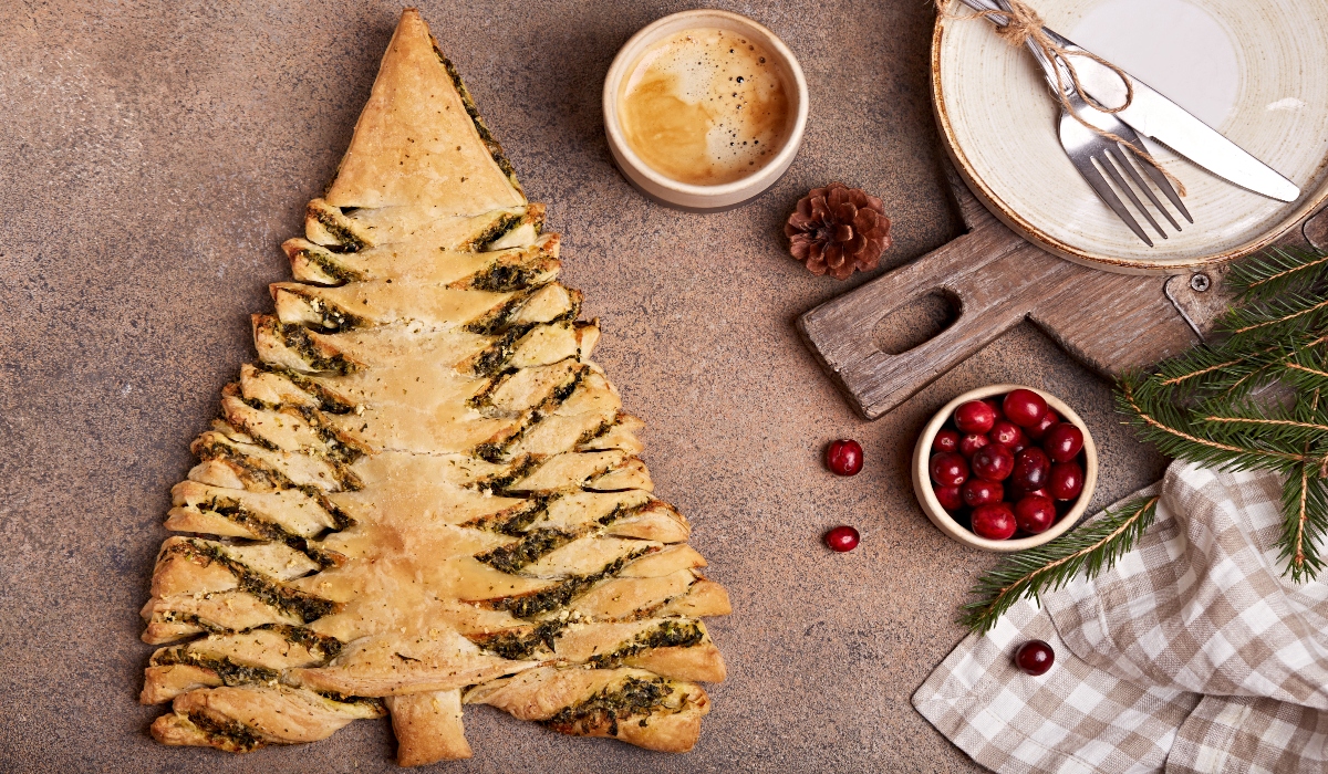 Albero di Natale con pesto e Mozzarella Tradizionale STG